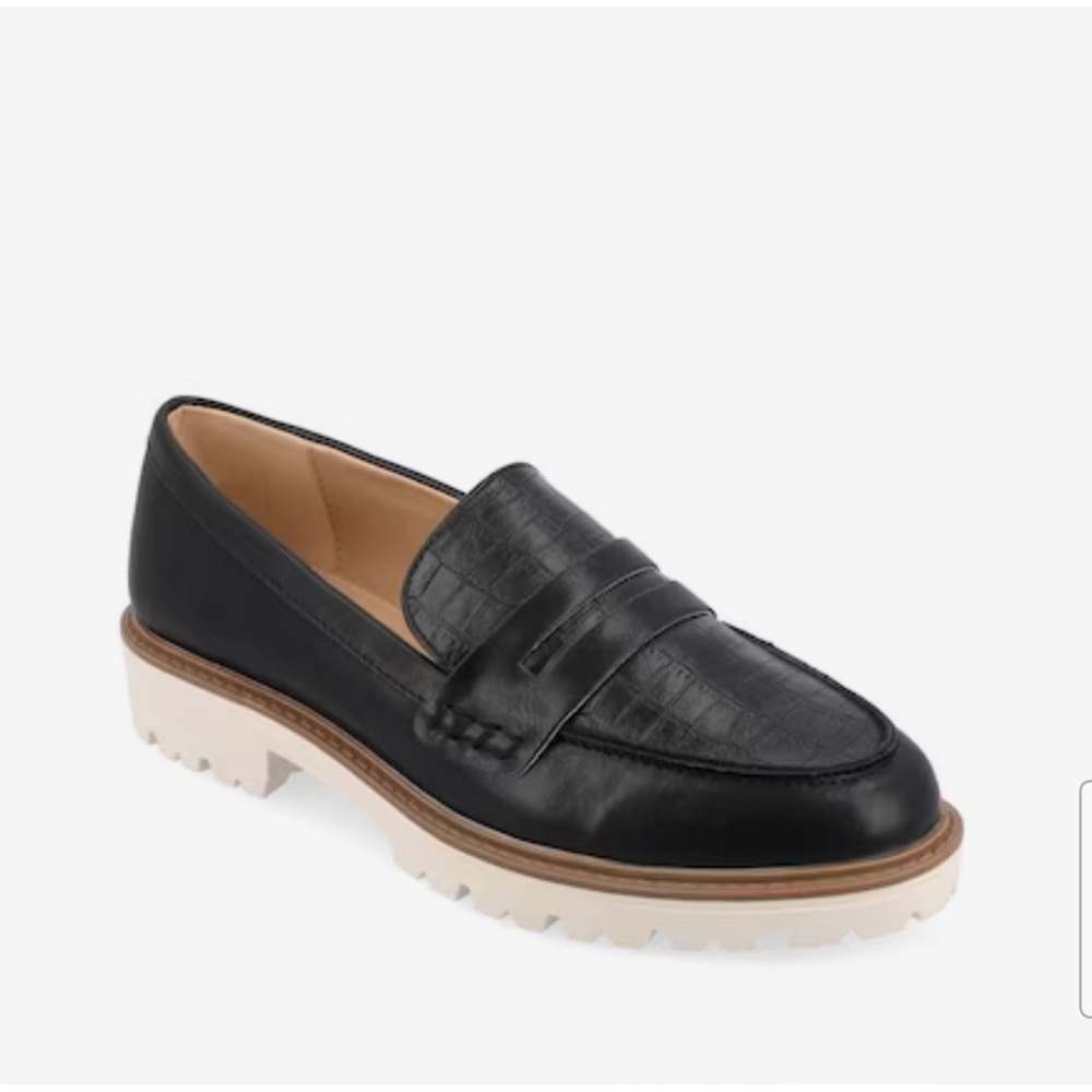 Journee Kenly Loafers
